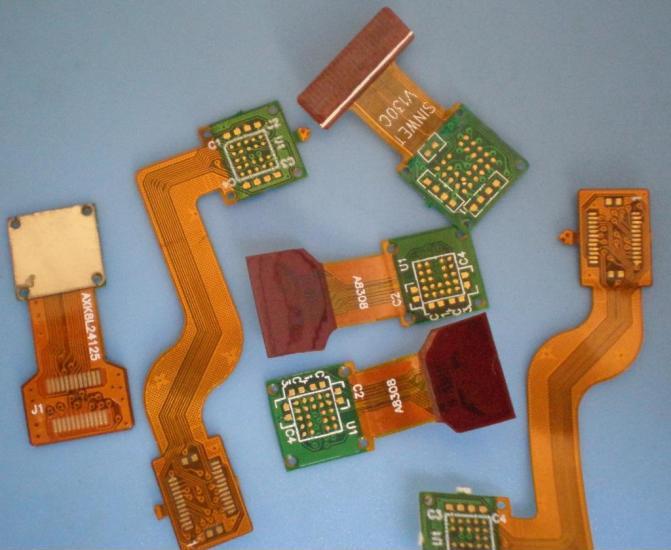 fpc自動激光切割機與CCD自動定位系統(tǒng)