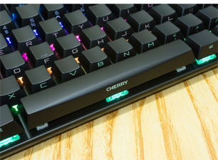 機(jī)械鍵盤激光刻字