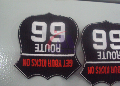 商標(biāo)激光切割樣品