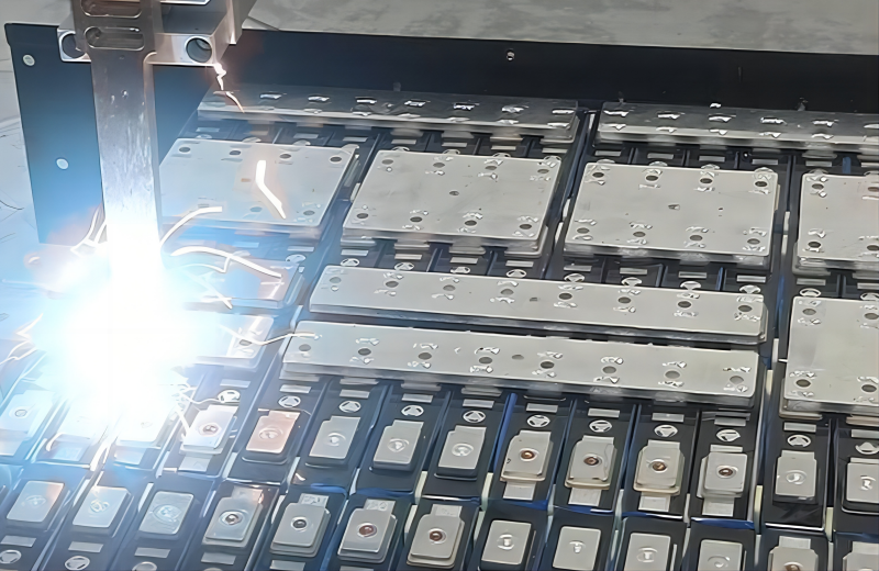 新能源汽車電池模組激光焊接.png